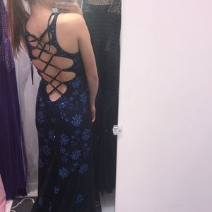 For sale! Black Lace Prom Dress